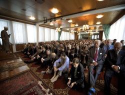 Finlandiya'dan Bayram Kutlamaları