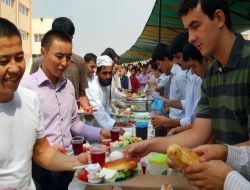 Mısır'daki Türk Okulu, Bayramda Türkleri Ve Türkiye Sevenlerini Buluşturdu