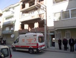 Yüksek Gerilim Hattındaki Tavuğunu Kurtarmak İsterken Canından Oldu