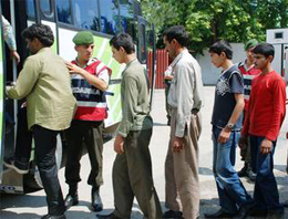 EDİRNE'DE 147 KAÇAK YAKALANDI!