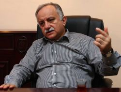 Bayraklı Belediye Başkanı Karabağ, Temizlik İşleri Müdürü'nün Darp Edilmesini Kınadı