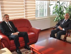 Sofya Büyükelçisi Aramaz: 21. Yüzyılda Tel Örgü Önlemine İhtiyaç Duyulmaması Gerekir