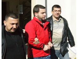 Stepne Hırsızını Avuç İçi İzi Yakalattı