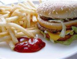 Fast Food Türü Yiyecekler Ve Şeker, Diyabete Davetiye Çıkarıyor