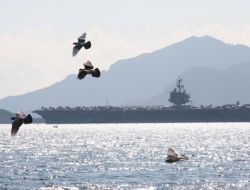 Dünyanın En Büyük Uçak Gemisi Marmaris’te