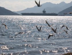 Dünyanın En Büyük Uçak Gemisi Marmaris’te..