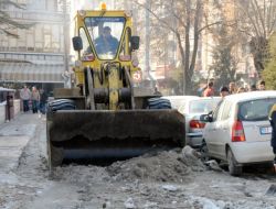 Afyonkarahisar'da Kar Temizleme Çalışmaları Devam Ediyor