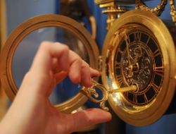 Rusya Yaz Saati Uygulamasını Terk Ediyor!..