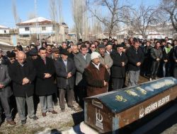 Ostim’deki Patlamada Ölen Deniz Demirbaş Yozgat'ta Toprağa Verildi