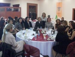 Çay Partisinden 50 Öğrenciye Burs Çıktı