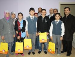 Çarşıbaşı'nda Bir Dershane Ahlak Kitabından Sınav Yaptı