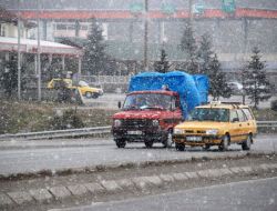 Bolu Dağı'nda Kar Yağışı Başladı