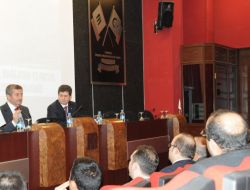 Başkan Gündüz, Mimar Ve İnşaat Mühendisleri İle Buluştu