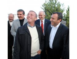 Ağaoğlu'nun, Babaocağı Of'ta Yapacağı Okulların İnşaatları Başlıyor