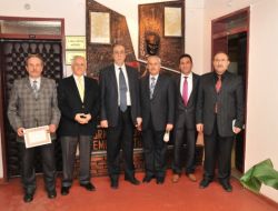 Denizli'de Kantini Dereceye Giren Okulların Müdürleri Ödüllendirildi