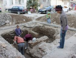 Adana Yeni Camii Bitişiğindeki Sit Alanında Kazı Başlatıldı