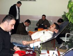 İl Özel İdaresi Personelinden Kızılay'a Kan Bağışı
