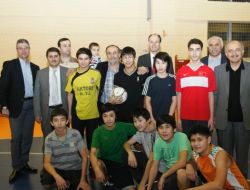 Ak Partili Kapusuz Ve Çiçek, Astana'da Türk Lisesi'ni Ziyaret Etti