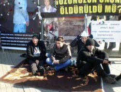 Öldürülen Oğlu İçin Taksim Meydanı’na Çadır Kurdu