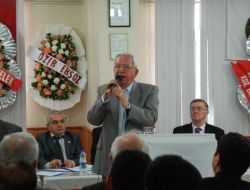 Başkan Posbıyık: Kantarı Kapatıyorum, Milletvekilliğine Aday Oluyorum!