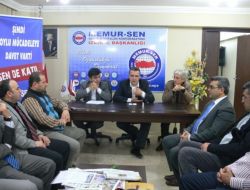 Memur-sen İzmir İl Başkanı Şenocak: Torba Yasasında Memurlara İlişkin Olumlu Kazanımlar Görmezden Geliniyor