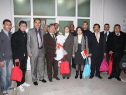 Mahkumlar Şiir Ve Türkülerle Duygulandı