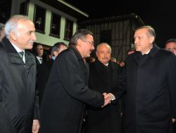 Başbakan Erdoğan Mevlit Kandili’ni Hacı Bayram’da Kutladı!