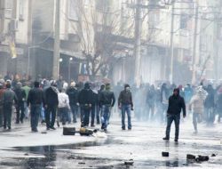 DİYARBAKIR'DA GERGİNLİK