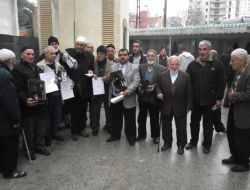 Camiden Ayakkabı Çalma İste Çorabı İle Verelim