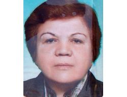 Yaşlı Kadın Yolun Karşısına Geçemedi