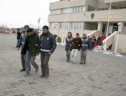 Iğdır’da Molotof Atan 3 Kişi Adliyeye Çıkartıldı