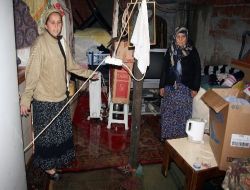 Bayramda Evsiz Kalan Ailenin Barakasını Su Bastı