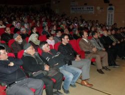 Peygamber Sevgisi Salona Sığmadı