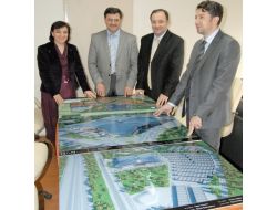 Küçük Mobilyacı Dünya Devleriyle Yarışacak