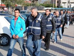 Ceyhan'da Eylem Yaptığı İddiasıyla 12 Kişi Gözaltında!