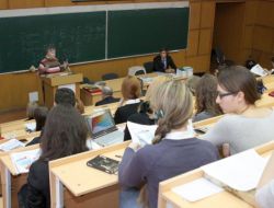 Rusya'da Türkoloji Bölümü Öğrencileri 'Ulusalcı' Kaynaktan Besleniyor (Yorum)