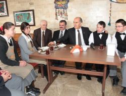 Engelliler Tarafından İşletilen Niş Kafe İlgi Bekliyor