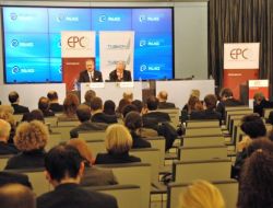 Zafer Çağlayan, AB’nin Türkiye’ye Yönelik Vize Kota Uygulamasından Şikâyetçi