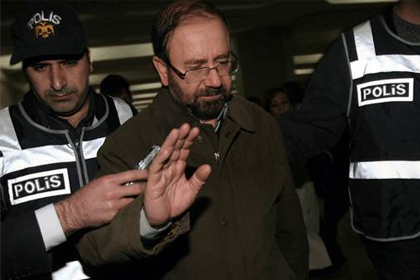 'Tutukluluk tedaviye engel değil'