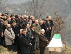 Güney Köyü Eski Muhtarı Şeref'in Cenazesi, Toprağa Verildi
