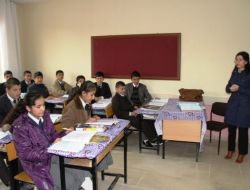 İş Adamından Yeşilli İlçesine Ek Ders Katkısı