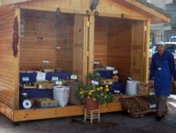 Ekolojik Pazar Hem Üreticileri Hem Tüketicileri Mutlu Ediyor