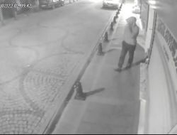 Soygun Girişimlerinden Bıkan Kuyumcu Dükkanını Kapatma Kararı Aldı