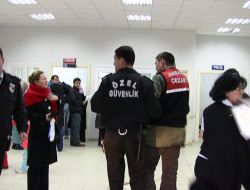 Tekirdağ'a Mahkum Sevki Yapan Cezaevi Aracı Devrildi:3 Yaralı