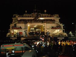 Libya'dan Yola Çıkan Orhan Gazi Feribotu Marmaris Limanı'na Geldi