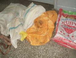 Sahipsiz Atların Sırtında 51 Kilo Eroin Ele Geçirildi