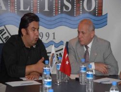 TBMM Anayasa Komisyonu Başkanı Kuzu: Milletvekillerinin Maaşlarını Yazan Köşe Yazarları, Kendi Maaşlarını Da Yazsın!!