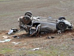 Kütahya'da Trafik Kazası: 2 Ölü, 1 Yaralı!
