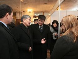 Kırgızistan Başbakanı Atambayev: Türk Tekstil Sektörünü Örnek Alarak Bdt'de Moda Oluşturacağız