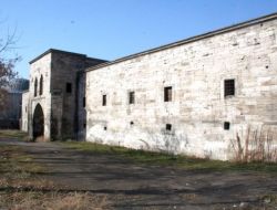 Behrampaşa Hanı İçin Proje Bekleniyor